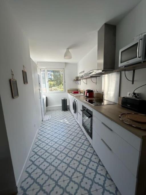Superbe Appartement Bord De Mer แซ็ง-ม็องดรีเย-โซร์-แม ภายนอก รูปภาพ